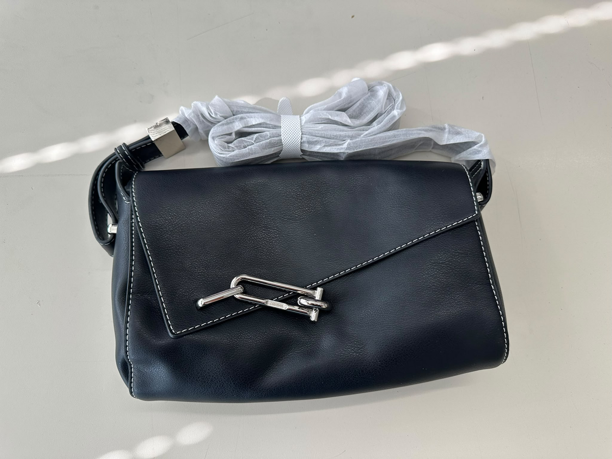 BLOCK36:BORSA A MANO E TRACOLLA IN ECOPELLE NERA