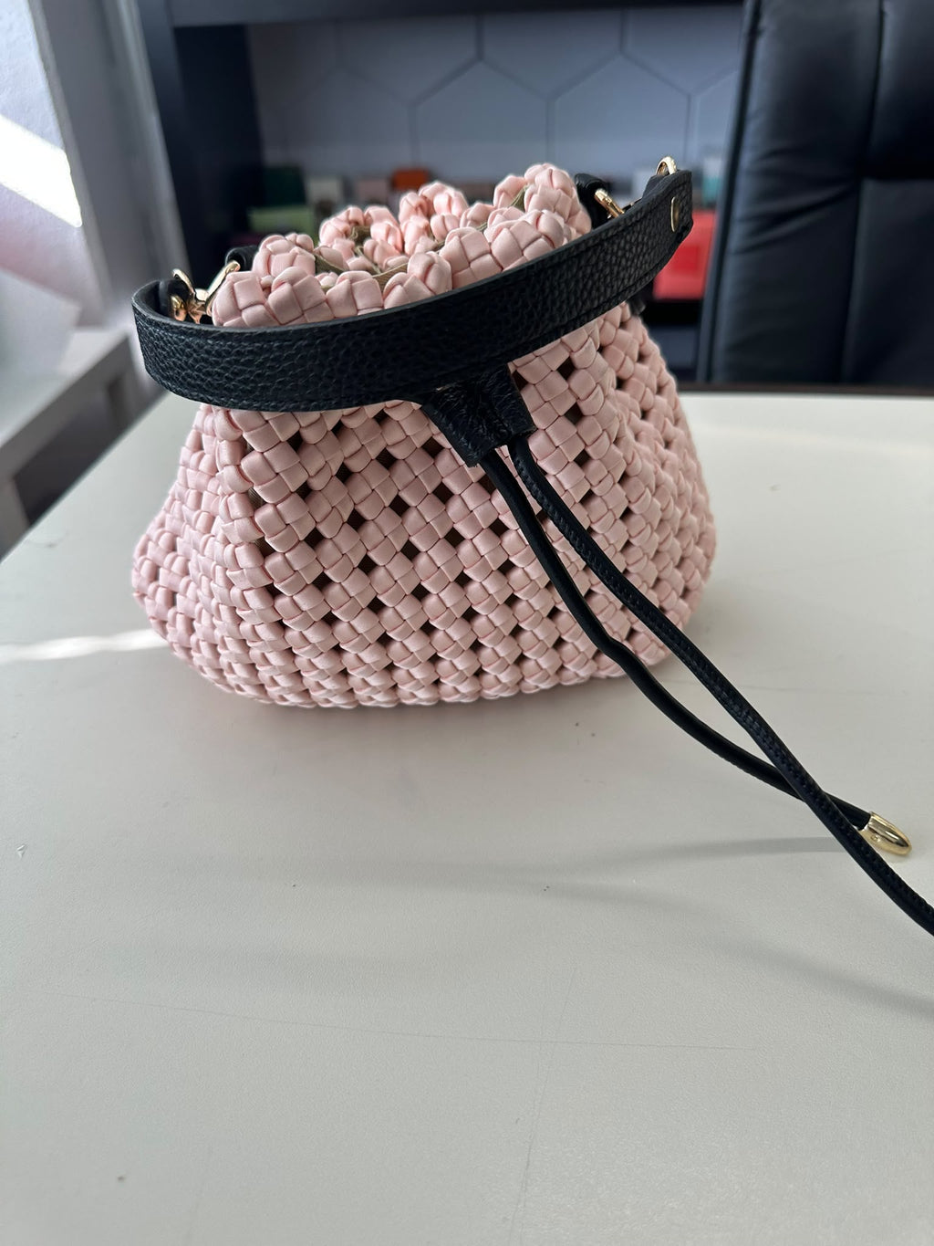 BLOCK36:BORSA INTRECCIATA COLOR ROSA SALMONE
