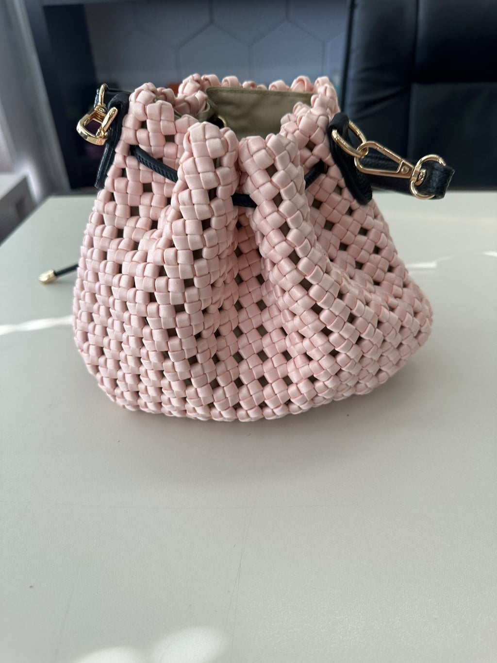 BLOCK36:BORSA INTRECCIATA COLOR ROSA SALMONE