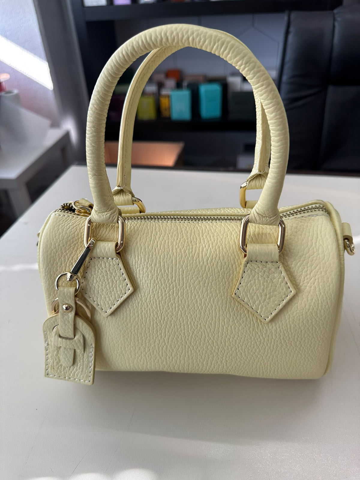 BLOCK36:BORSA BAULETTO IN PELLE COLOR GIALLA PASTELLO