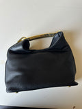 BLOCK36:BORSA CON MANICO DORATO E ECOPELLE NERA