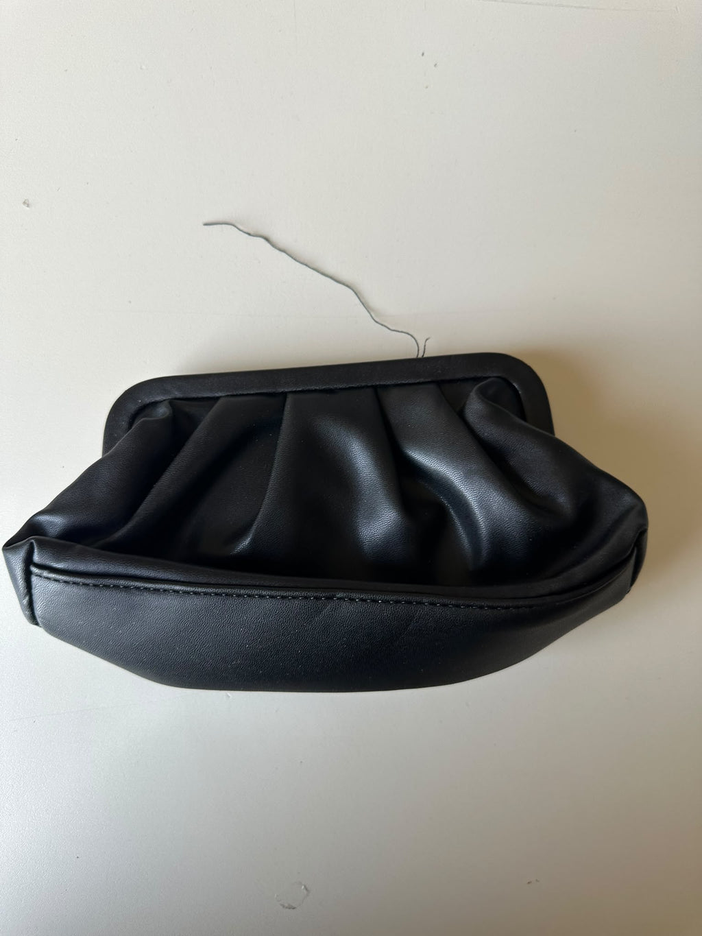 BLOCK36:POCHETTE A MANO NER CON BORCHIE