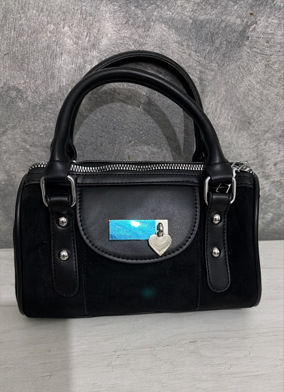BLOCK36:BORSA AMOUR NOIR A MANO CON CHARM A FORMA DI CUORE